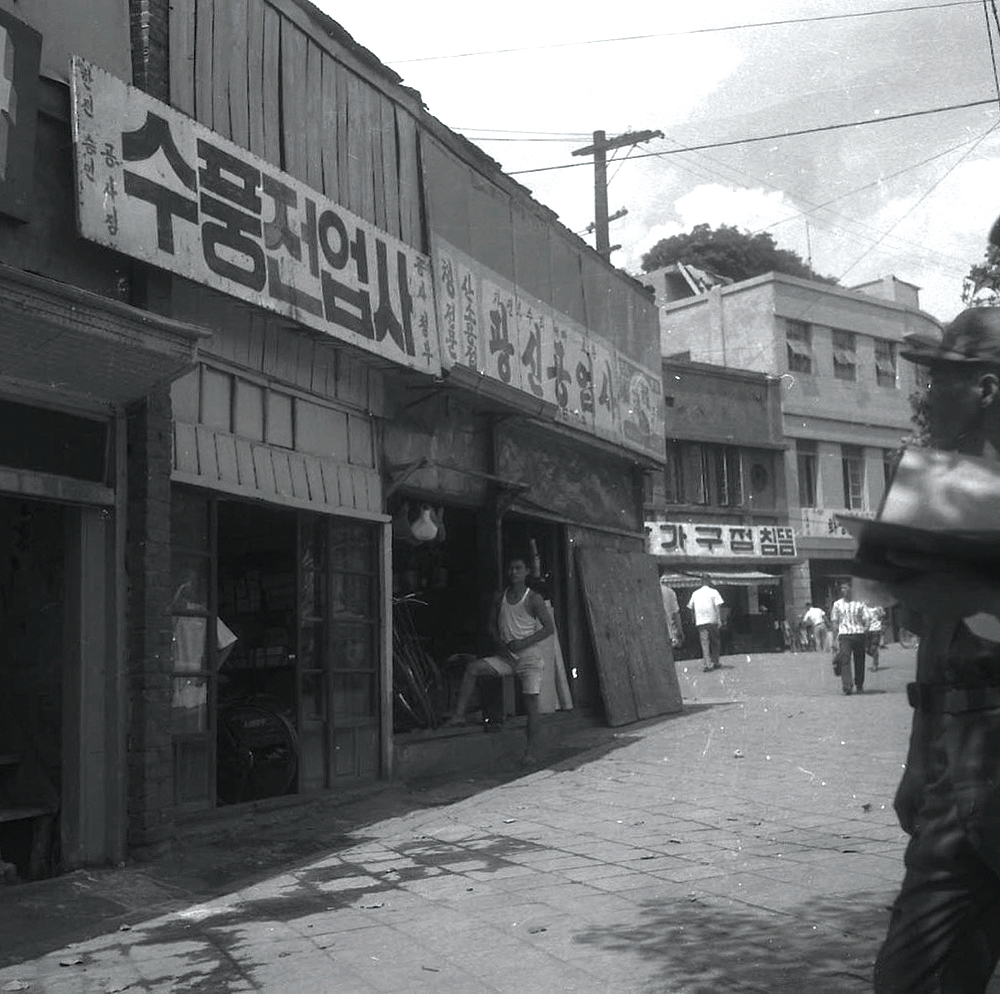 1967, 서울시내다양한벽면이용간판들